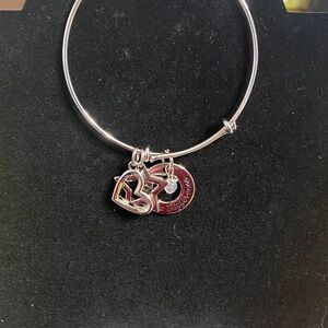 Silver Expandable Wire Bangle Bracelet "I Make A Difference" Heart Star Charms